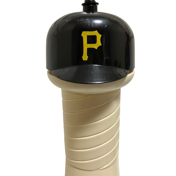Vintage Rax Pittsburgh Pirates MLB Helmet Water Bottle - Picture 4 of 11